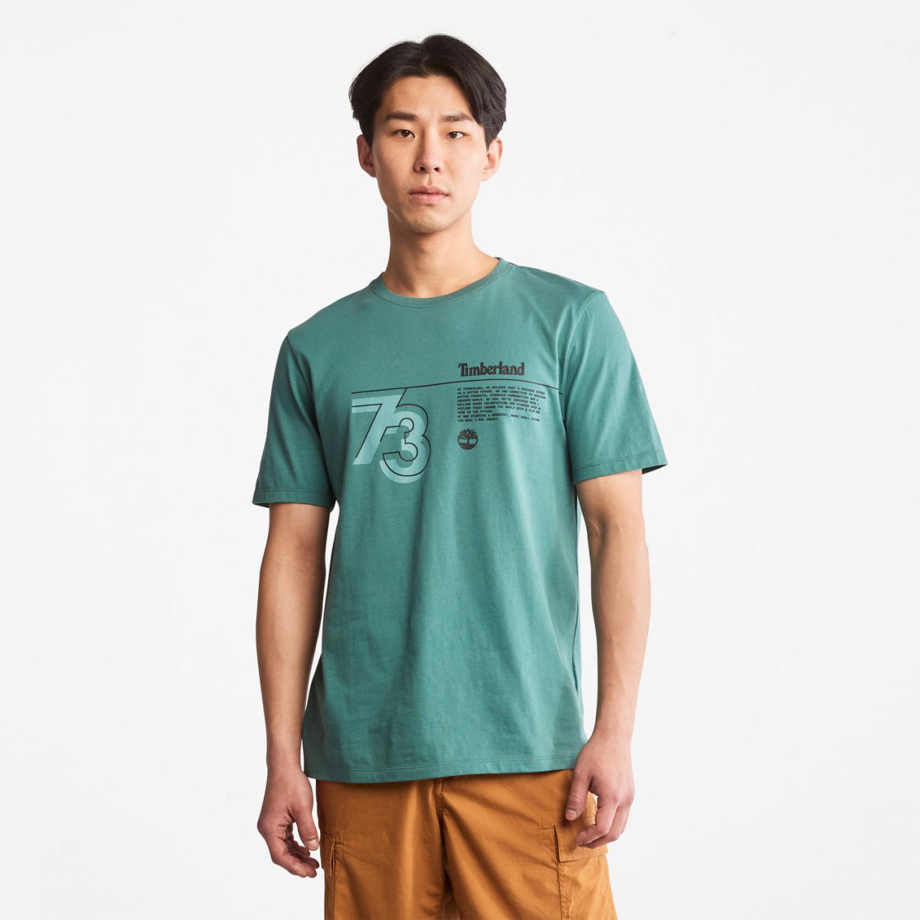 טי שירט לגבר עם הדפס  ה”סיפור של  TIMBERLAND”