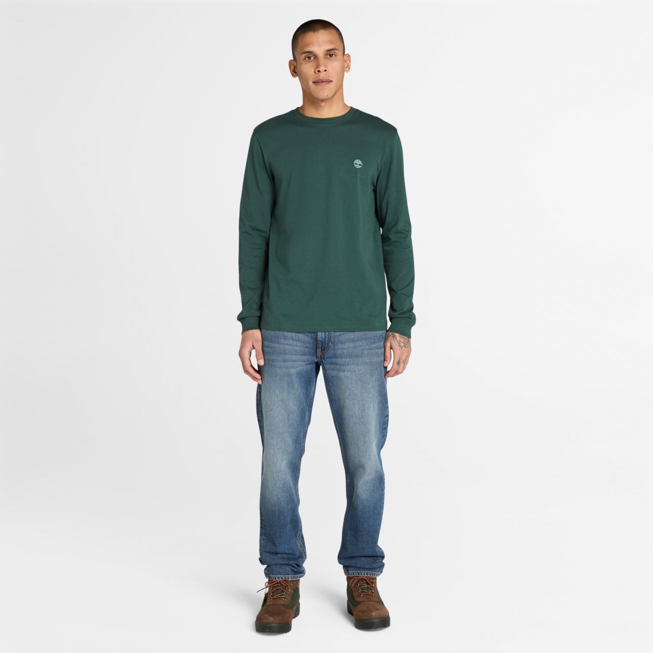 טי שירט SLIM FIT עם רקמת לוגו