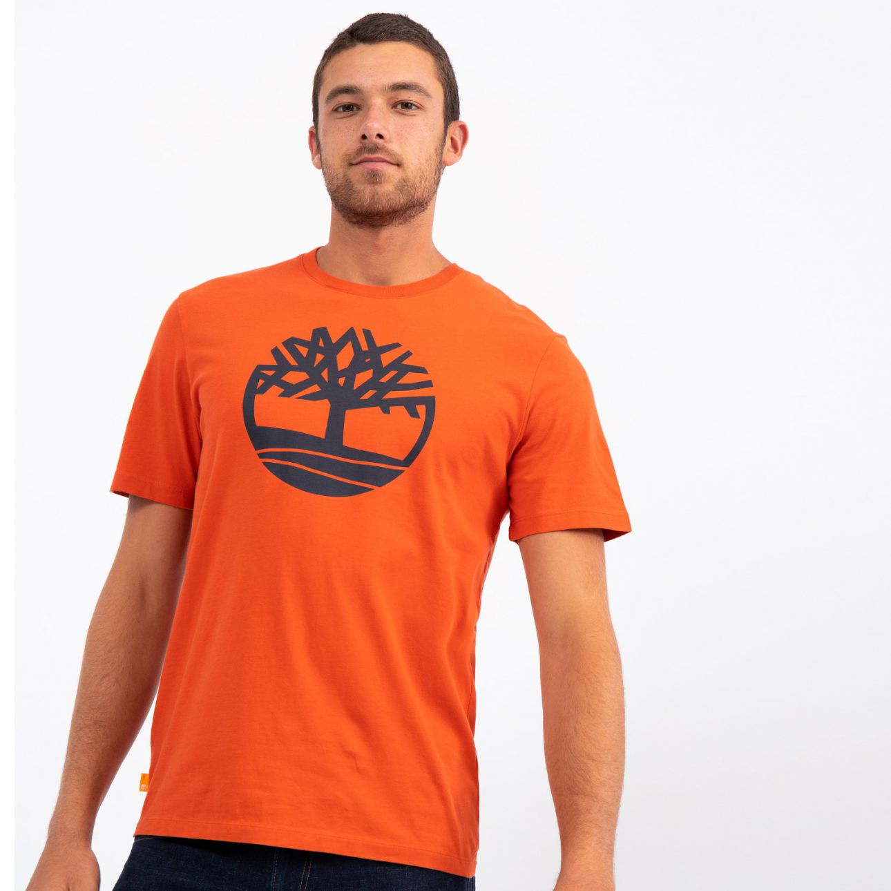 טי שירט הדפס לוגו עץ