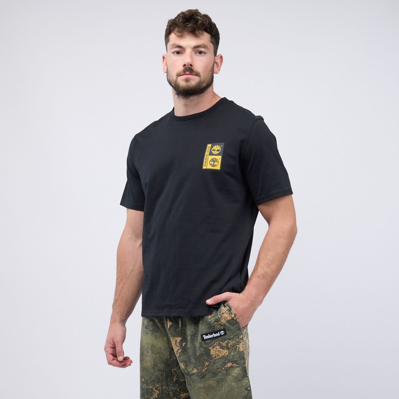 טי שירט Timberland עם הדפס לוגו מרובע לגברים