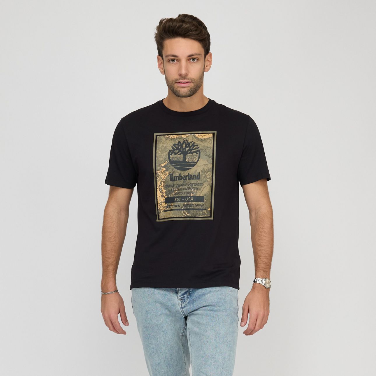 טי שירט לגבר עם הדפס בולט של הלוגו של טימברלנד