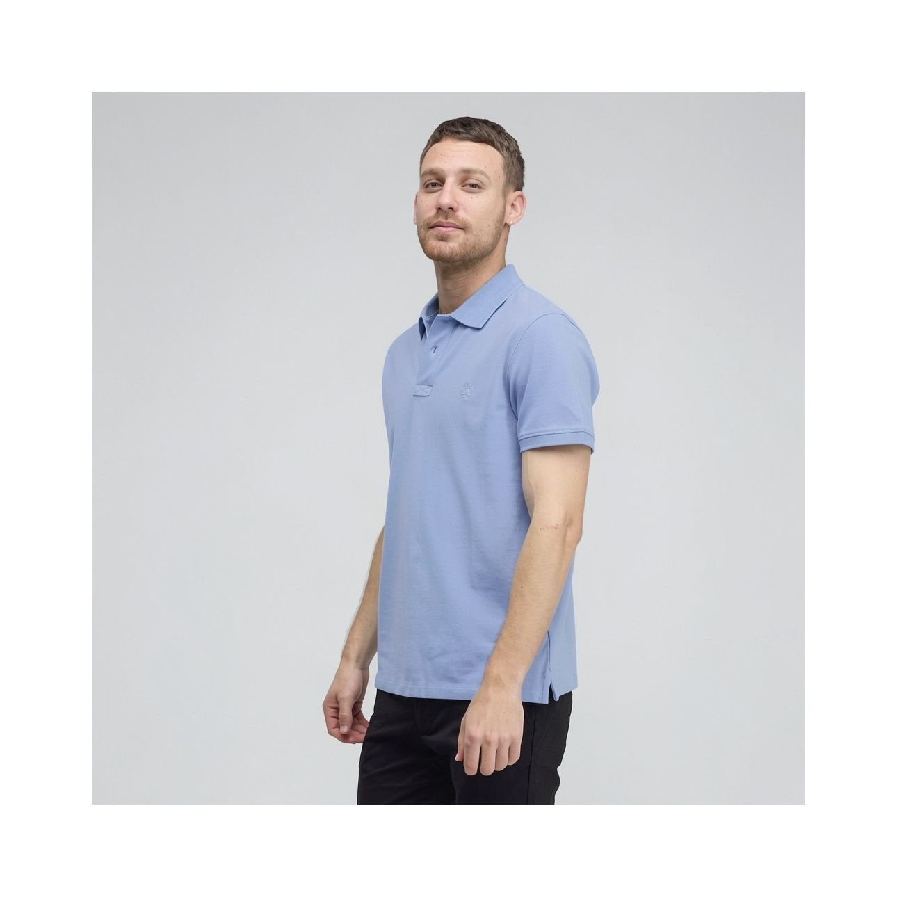 חולצת פולו לגברים עם שרוולים קצרים ולוגו רקום