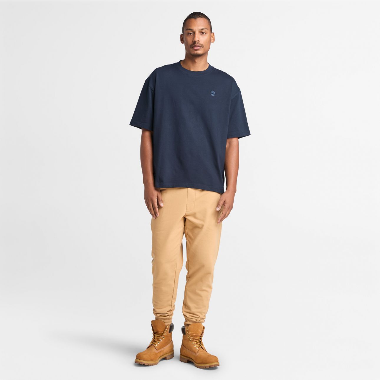 טי שירט Dunstan River עם לוגו רקום לגברים