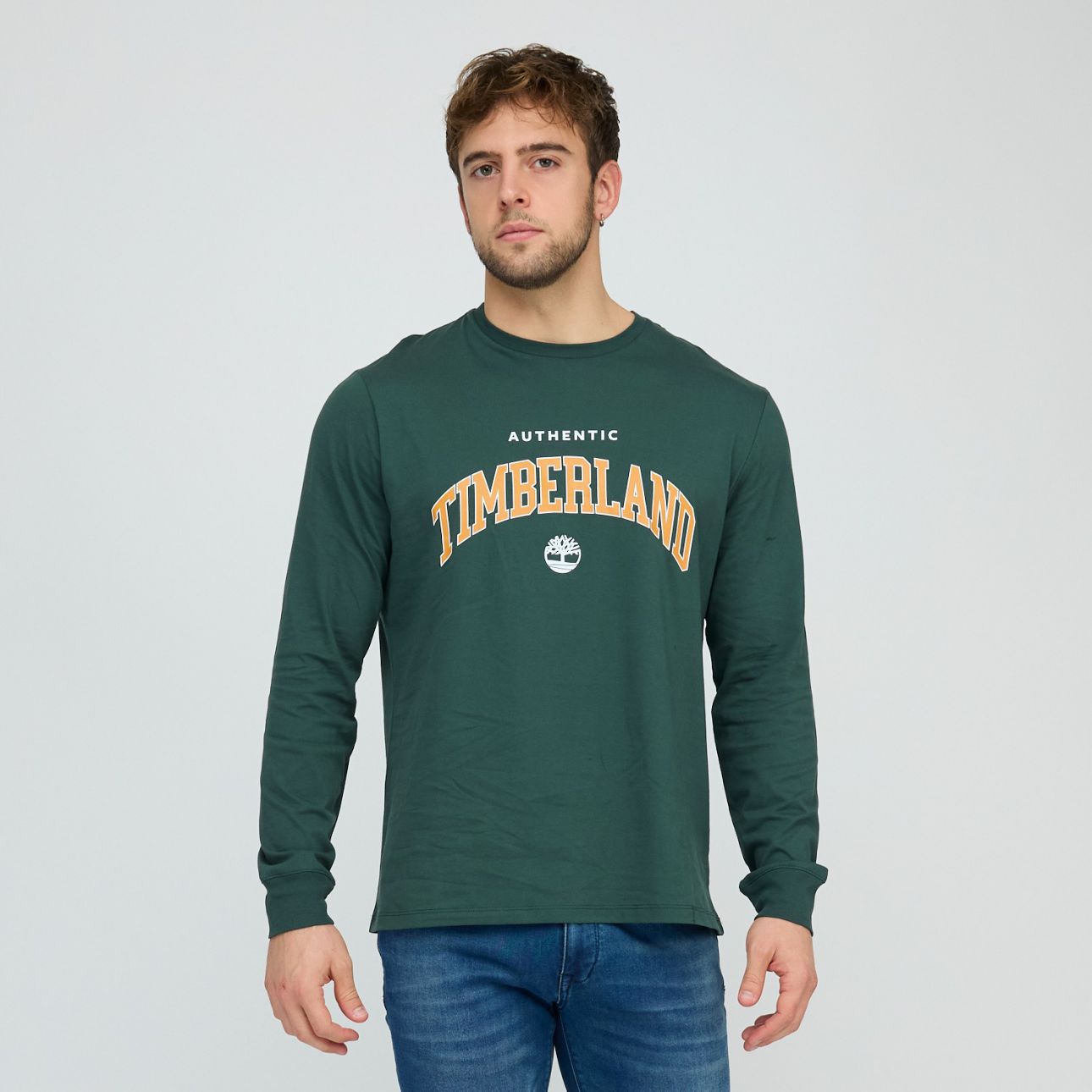 טי שירט שרוול ארוך Timberland עם הדפס בחזה לגברים