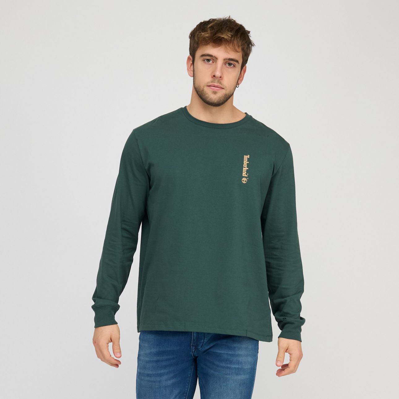 טי שירט שרוול ארוך Timberland עם הדפס אנכי קטן לגברים