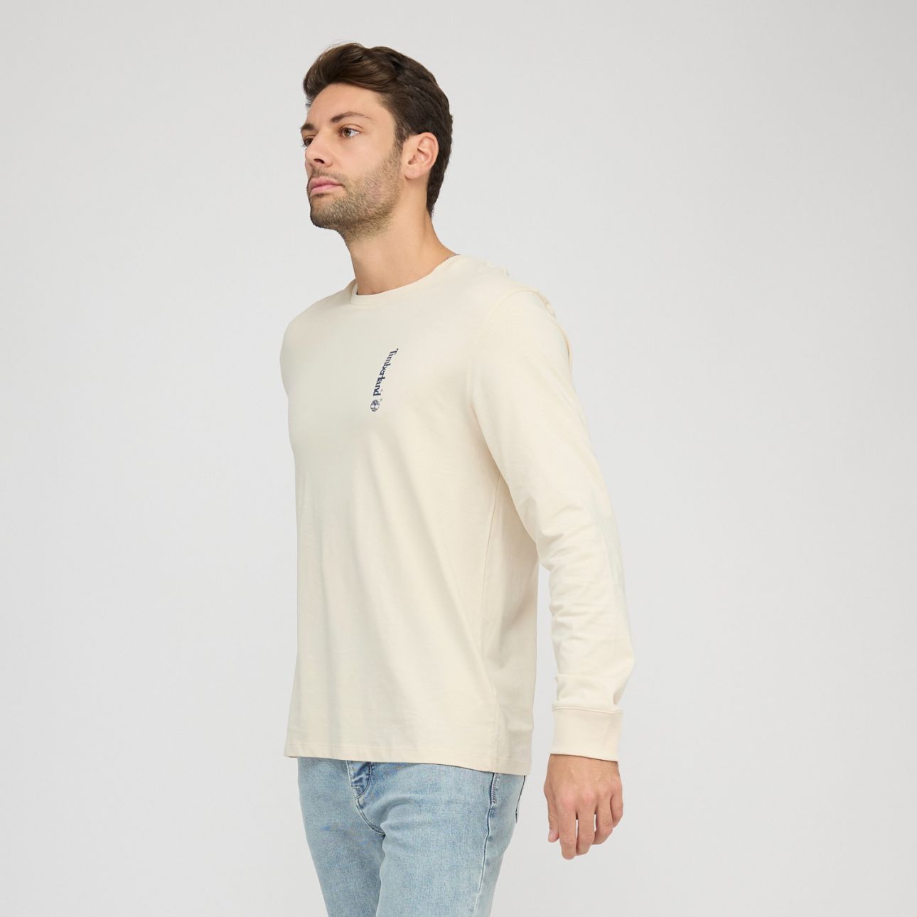 טי שירט שרוול ארוך Timberland עם הדפס אנכי קטן לגברים