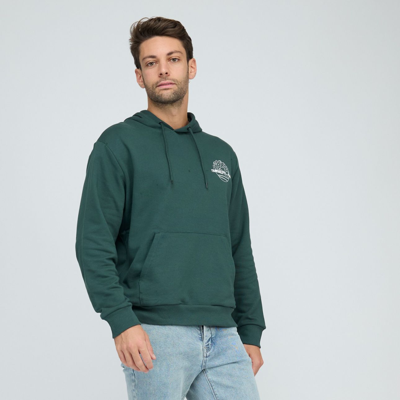 סווטשירט עם קפוצ’ון והדפס Timberland בגב לגברים