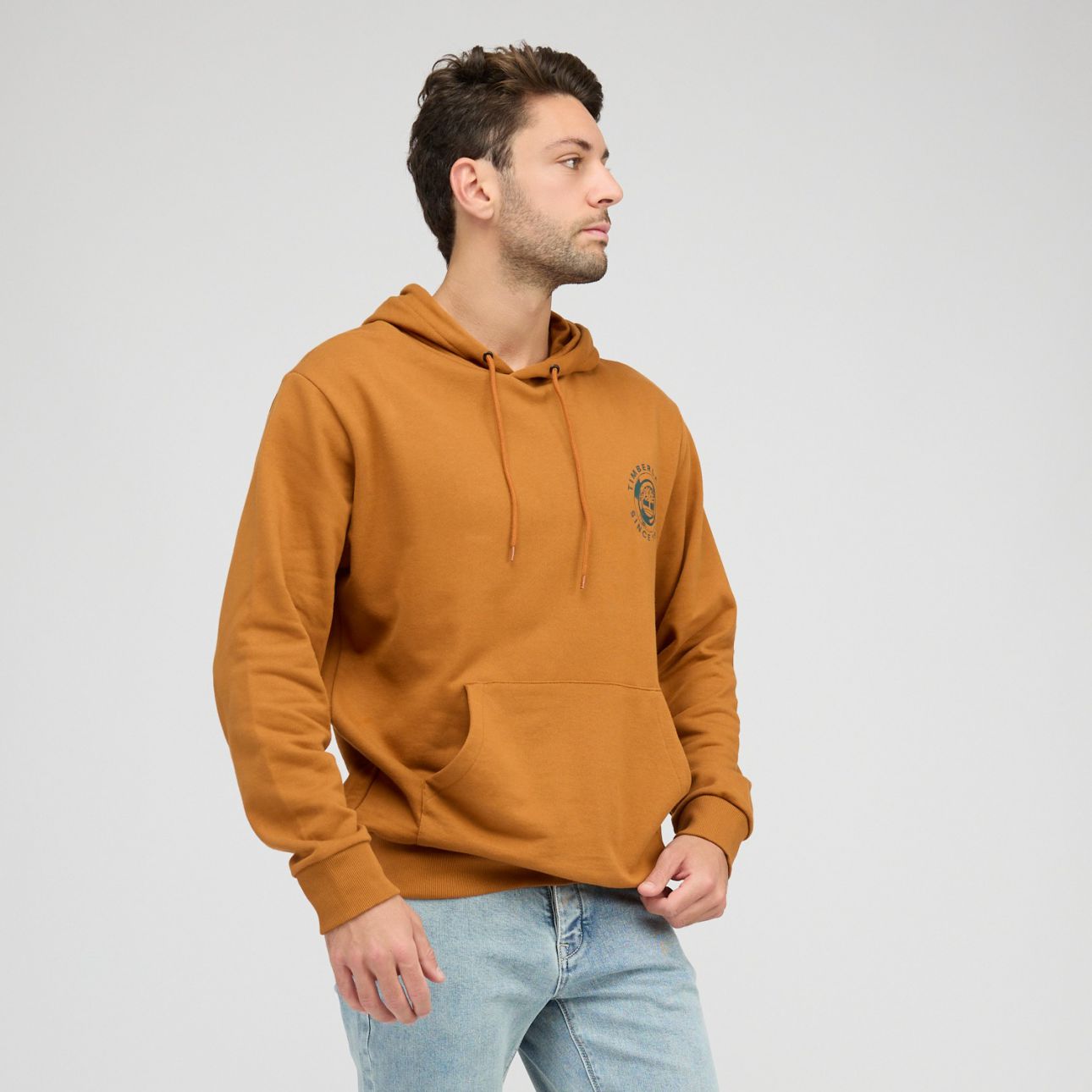 סווטשירט עם קפוצ’ון והדפס לוגו המותג Timberland בגב לגברים