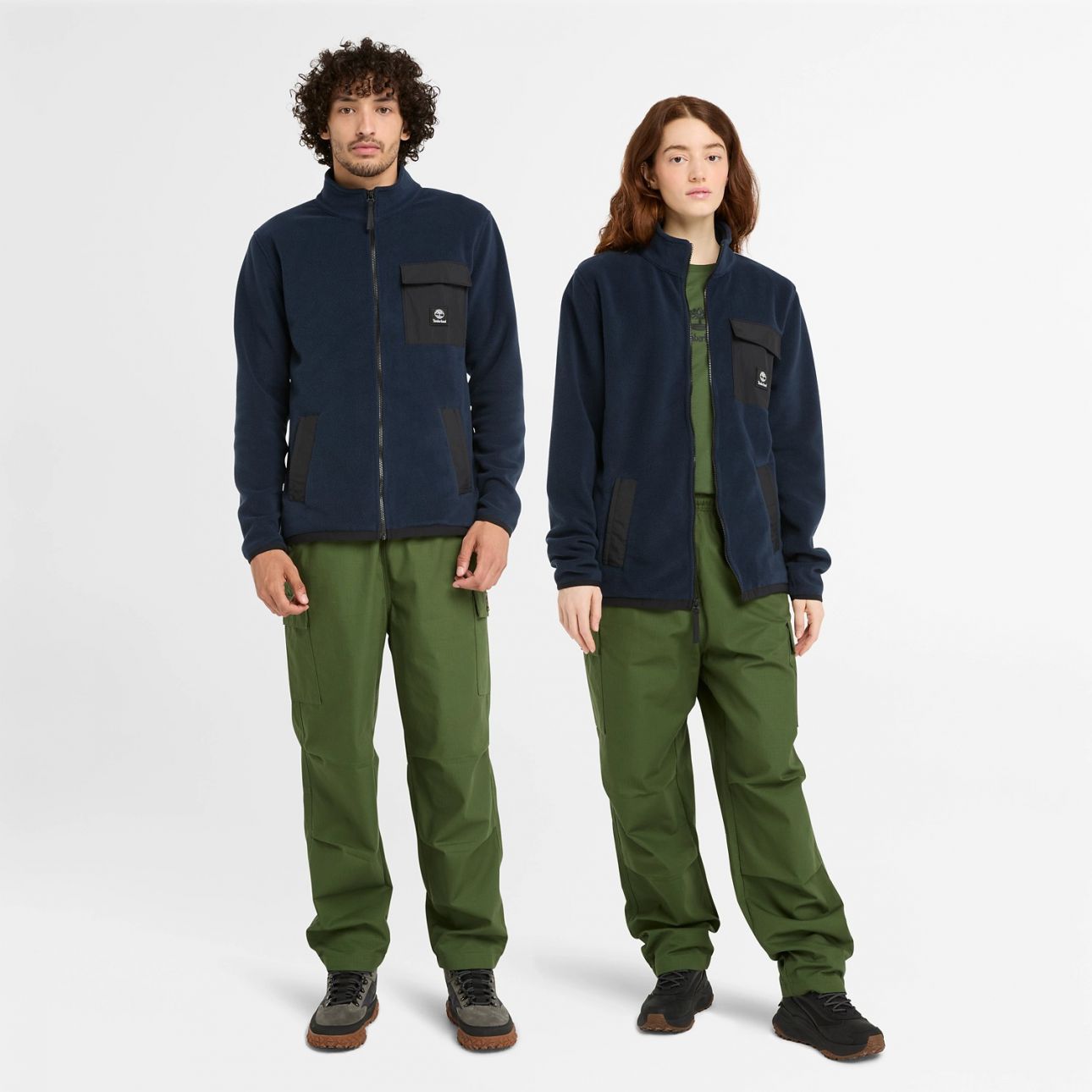 ג’קט פליז UNISEX פרימיום עם כיס קדמי
