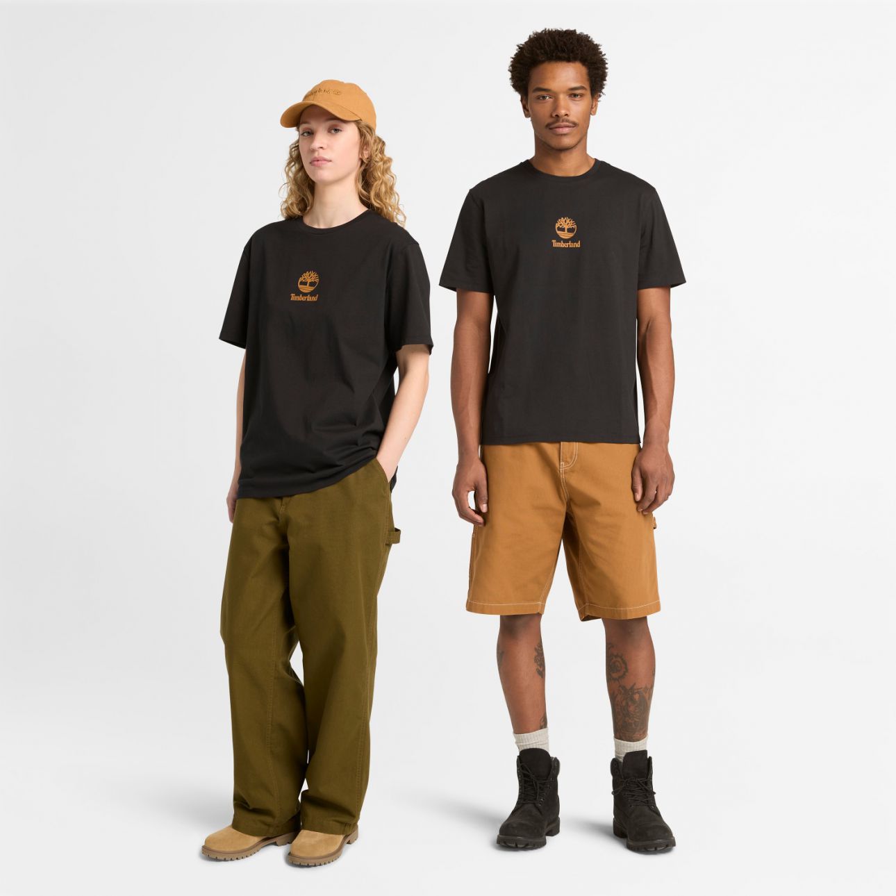 טי שירט יוניסקס עם שרוולים קצרים והדפס Timberland