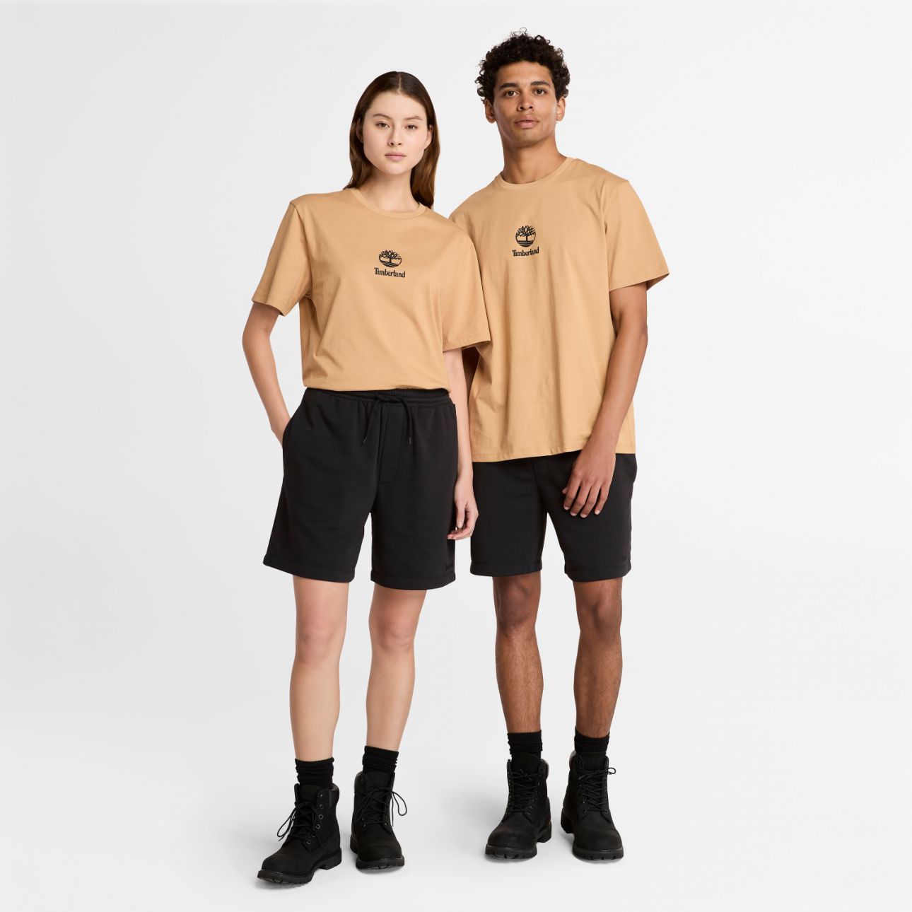 טי שירט יוניסקס עם שרוולים קצרים והדפס Timberland