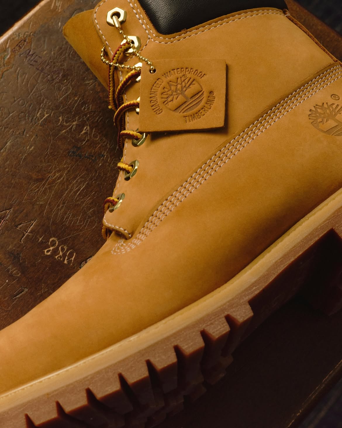 History you can wear. The Original Yellow Boot, built to last.
Explore on timberland.co.il