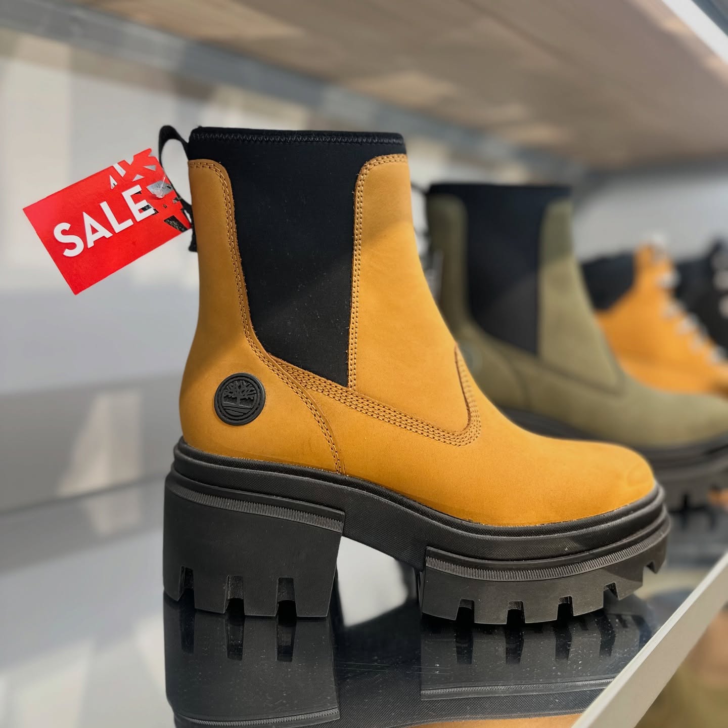 CHANGE IS ALWAYS GOOD!
UP TO 70% OFF 🌳🌏
#timbs #shopnow