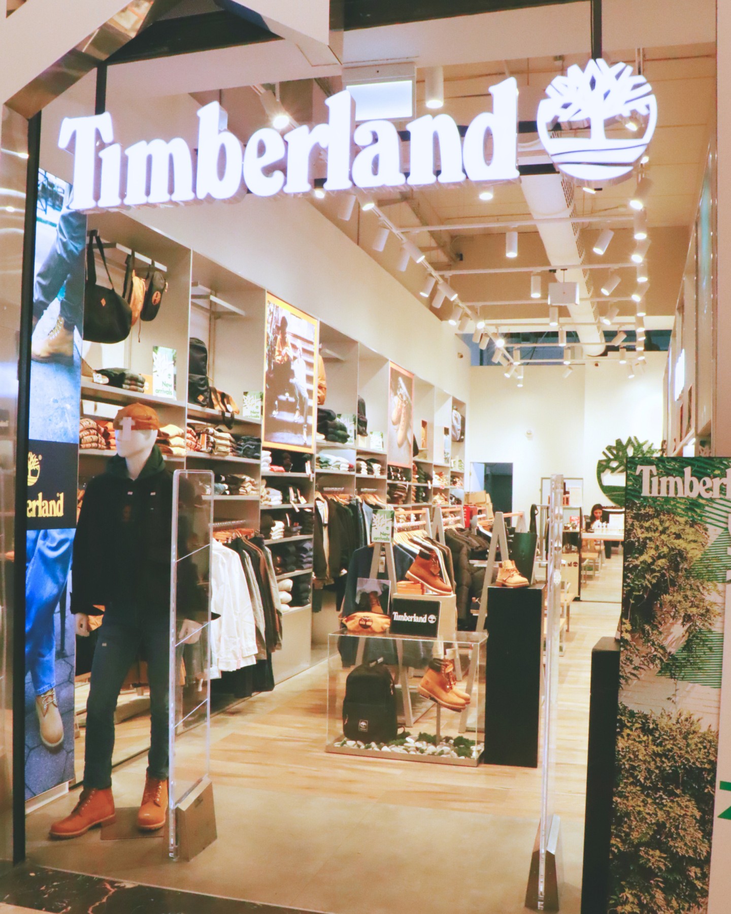 #NewArrivals
מגוון עצום של פריטי חורף חדשים נחתו באתר ובחנויות!
נשים • גברים • ילדים • ביגוד • הנעלה • אקססוריז ועוד >>

לרכישה היכנסו ללינק שבביו
#ShopNow