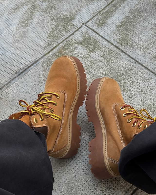 המגף שכולם מזהים.
בחירה שלא משתנה, רק משתבחת.
ㅤ
Timberland Original 6-Inch Premium Boot
ㅤ
להשיג באתר ובחנויות | לינק לרכישה בביו
#TimberlandIL #YellowBoots #BuiltForTheBold